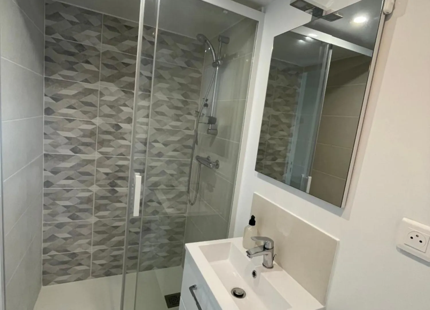 Au Pied Leve Hotel Calorguen Guest house